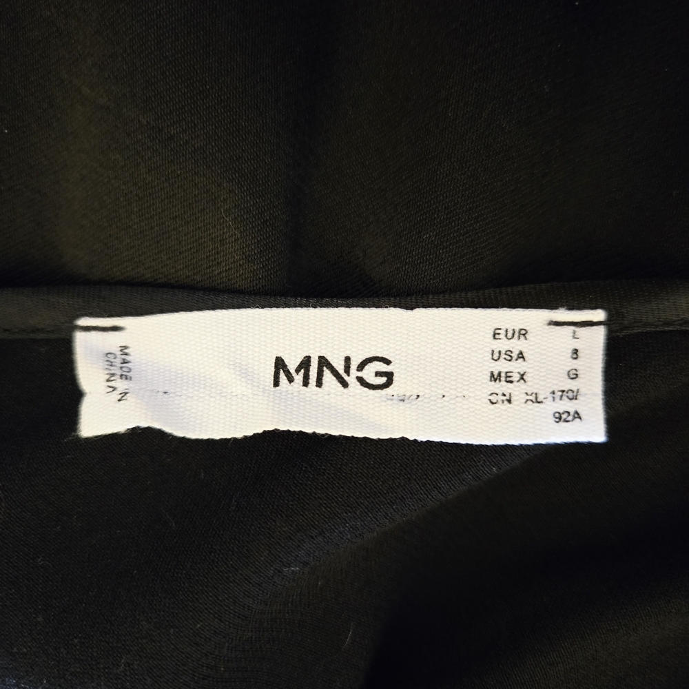 H&M Slip 100% Viscose Dress Women's Black Midi Side Zipper Flowy Drape Size US 8 - Picture 6 of 8
